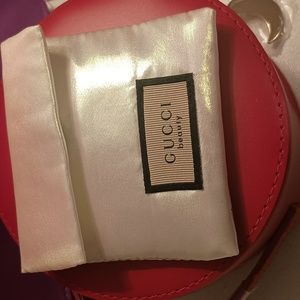 Gucci small  eyeshadowmirrow